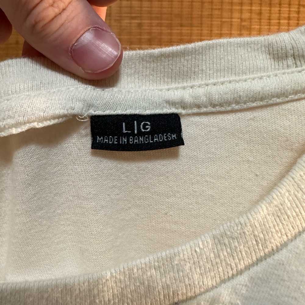 Vintage ‘M TV’ Short Sleeve T-Shirt - Picture 2 of 3